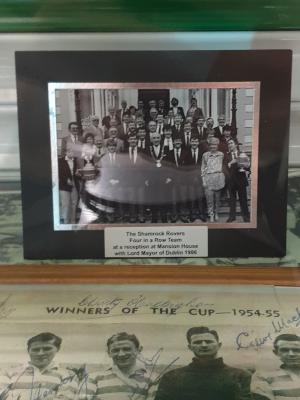 Team photograph, Shamrock Rovers four in a row, with the Lord Mayor, 1986