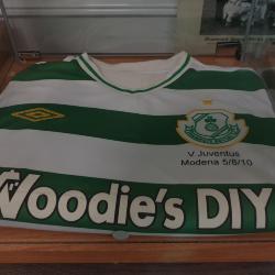 Jersey, Shamrock Rovers, embroidered "v Juventus, Modena 5/8/10"